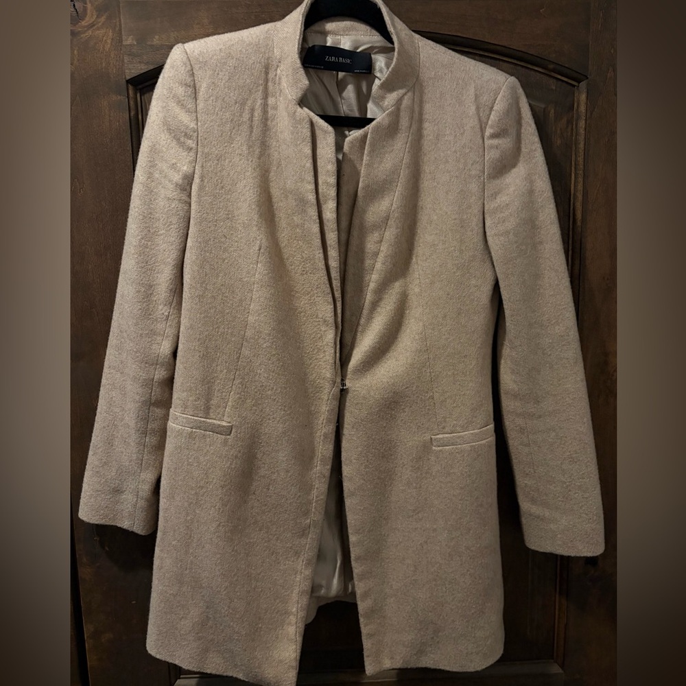 Elegant Tan Women's Coat